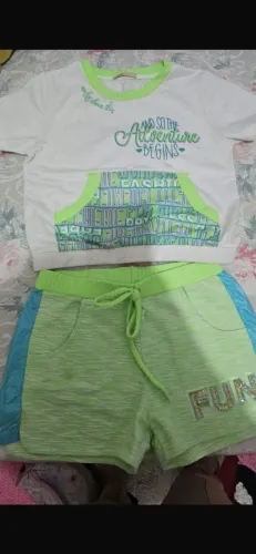 Roupa de crianca