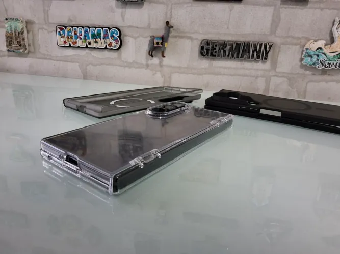 Case acrílica incolor para o Samsung Z Fold 8 Ultra. Capinha Z Fold 8 Ultra