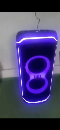 caixa jbl utimatio 1.100 W