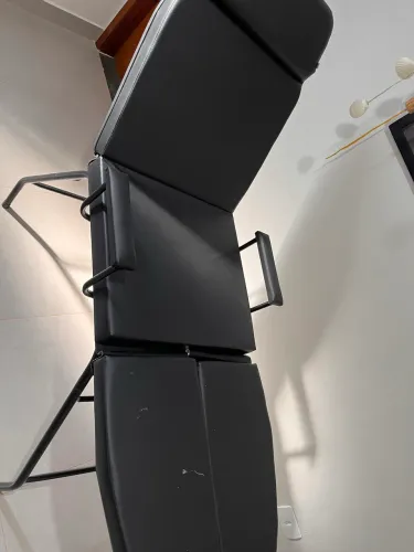 Maca 3 posições Reclinável com pernas Bi Articuladas Apoio de braços 