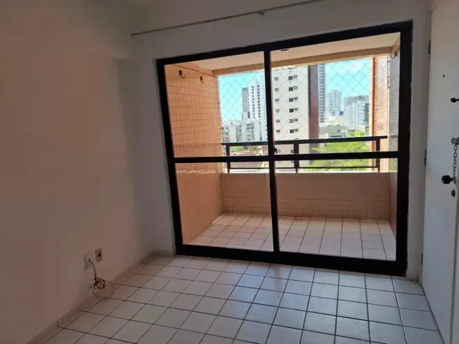 ALUGO APTO com 93m² / 03 qtos / piscina na Rua Francisco da Cunha em Boa Viagem - Recife