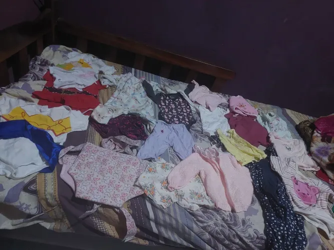 Lote de roupas de bb menina