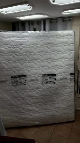 Título <br>Colchão King size novo na embalagem<br>Colchão King size novo na embalagem