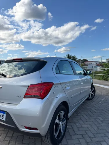 Chevrolet Onix Hatch LTZ 1.4 8V Flex Aut. 4P 2019