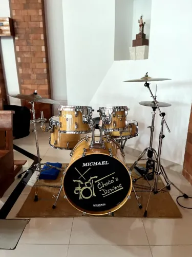 Bateria Michael Celebrity + Pratos Octagon/Orion
