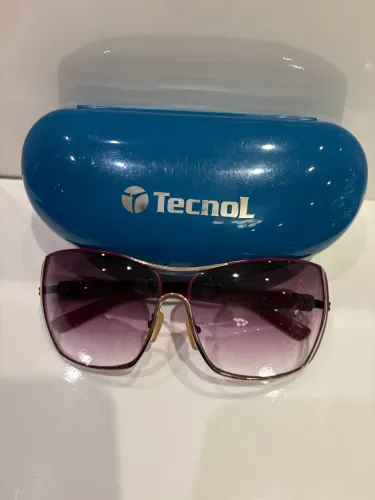 Excelente óculos esporte feminino. Marca Tecnol modelo Atitude