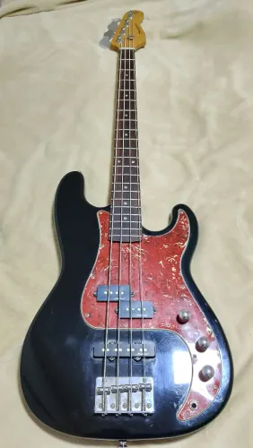Baixo Strinberg