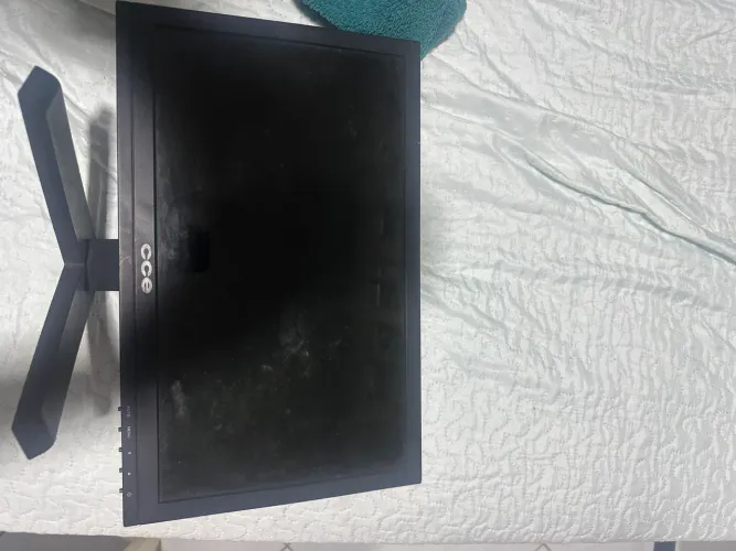 Vendo monitor para peças ou conserto!!