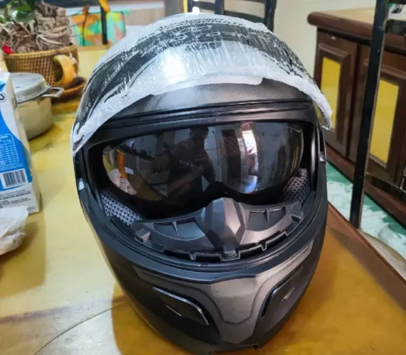 Capacete robocop 62 novo, nunca usado