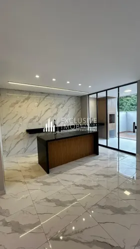 PORTO MARINA  CASA DE 4/4 SENDO 3 SUÍTES, 150 METROS É 4 BANHEIROS