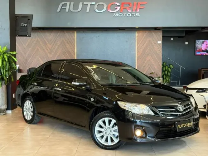 Toyota Corolla Altis 2.0 Flex 16V Aut. 2014