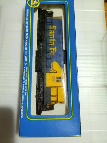 Locomotiva GP HO ( dummy )