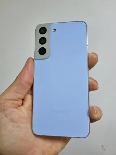 Samsung S22