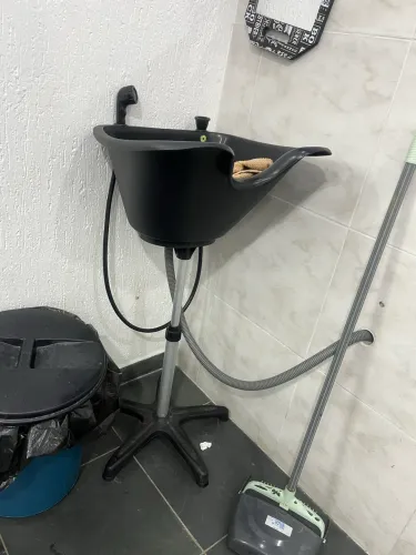 Lavatório para Cabeleireira/Barbeiro etc.