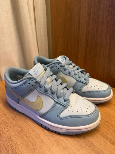 Nike dunk low blue clear