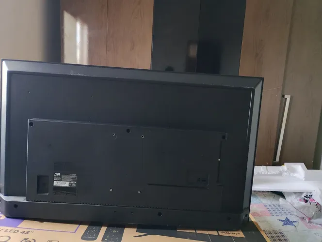 Tv smartv 43 polegadas para tirar peças