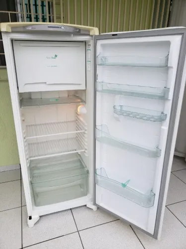 Oferta Geladeira Frost Free Consul 110 Volts Usada Entrego e Aceito Cartão