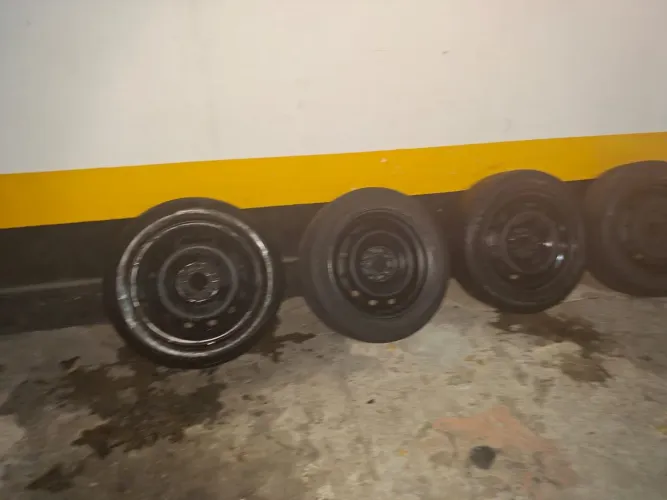 Aro de ferro 16 com Pneu 205-55-16   