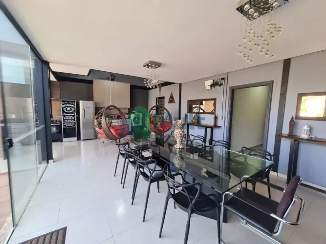 Linda Casa no Condomínio Morada da Fronteira na Cidade de Rafaina -SP