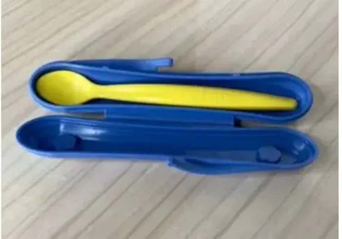 Tupperware colher com estojo bebe