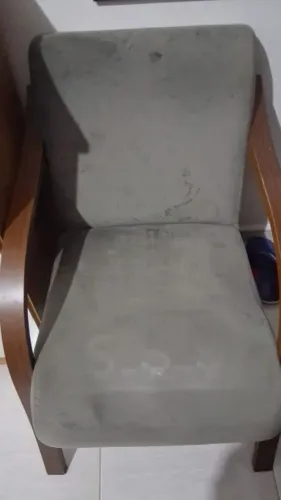 Poltrona muito bem conservado tenho 2 pra vender 
