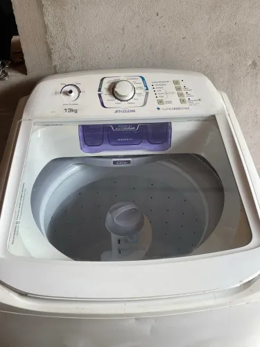 Vendo máquina de lavar 13 kg