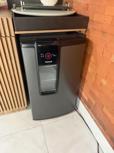 Cervejeira Consul Frost Free com Painel Digital