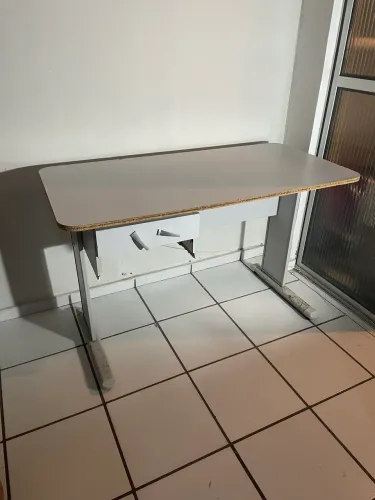 Mesa de escritório 