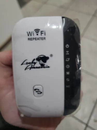 Repetidor de wifi novo nunca usado funcionando na caixa
