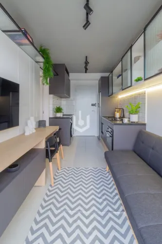 Apartamento Mobiliado de 27m² com Quintal à Venda na Chácara Santo Antônio
