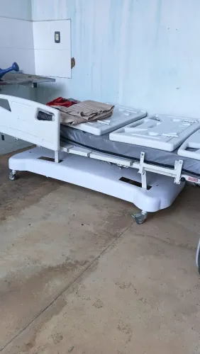 Cama hospitalar automática