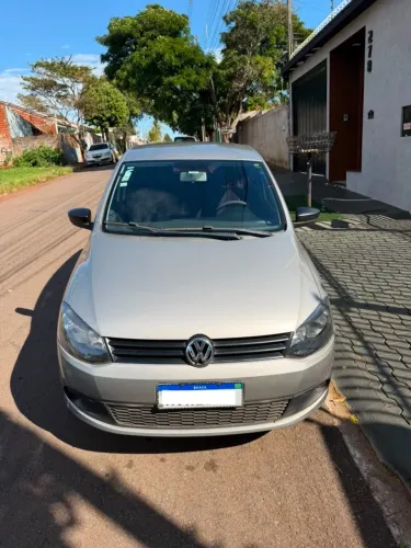Volkswagen Fox 1.0 MI Total Flex 8V 5P 2013
