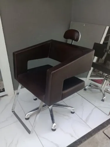 Cadeira Cabeleireiro Hidráulica 