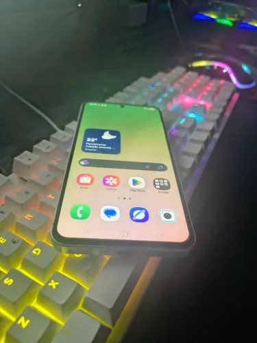 Galaxy A56 praticamente novo, com caixa carregador 