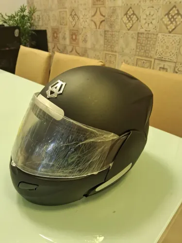 Capacete Attack