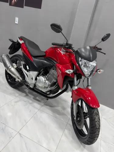 CB300