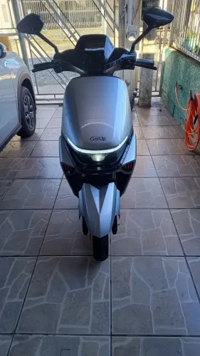 Scooter Elétrica semi nova
