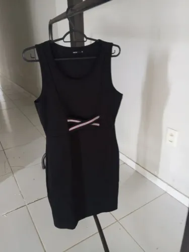 Estou vendendo roupa usadas 830 peças adulto e infantil