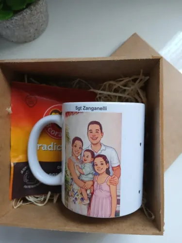 Caneca Cartoon + Caixa MDF Especial