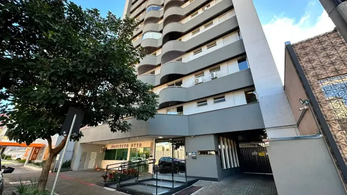 Cobertura para venda possui 260 metros quadrados com 4 quartos em Centro - Cascavel - Para