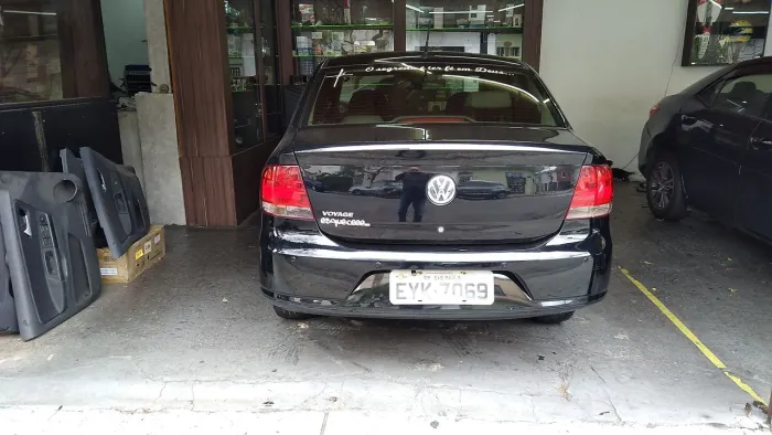 Volkswagen Voyage 1.0/1.0 City MI Total Flex 8V 4P 2012