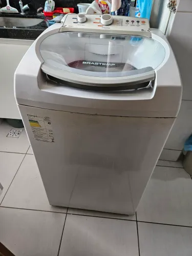 Lava-roupas Brastemp Clean 8kg