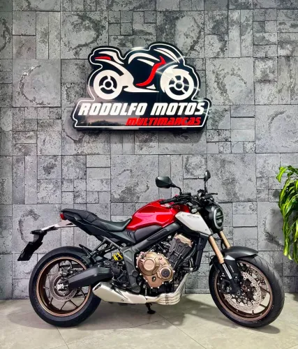 Honda CB650R ABS 2022 ESTADO DE ZERO