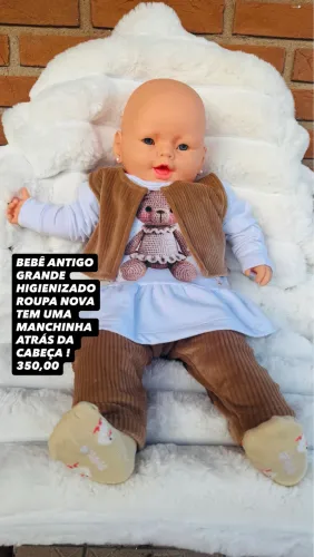 BONECA ANTIGA E GRANDE ROUPAS NOVAS