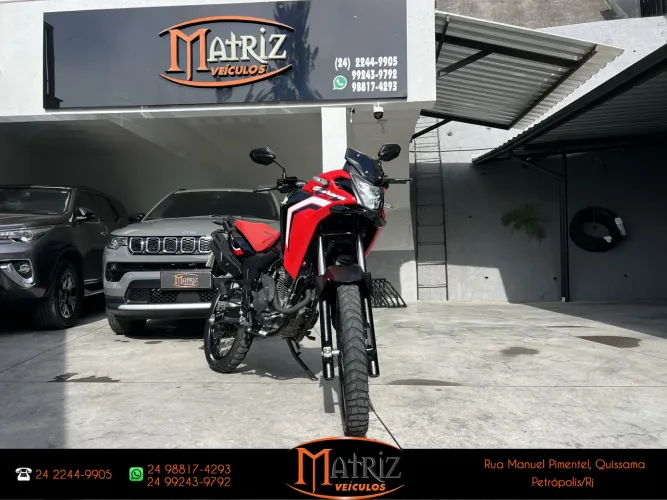 Honda Sahara Rally ABS 2025 Apenas 9 mil km na garantia
