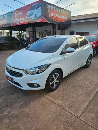 Chevrolet Onix Hatch LTZ 1.4 8V Flex Aut. 4P 2017