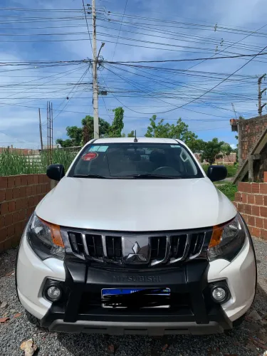 Mitsubishi L200 Tri. Outdo. GLS 2.4 CD 4X4 Die. AUT 2023