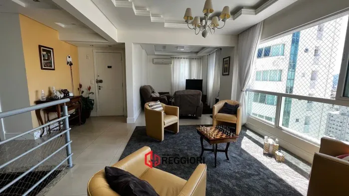 ALUGUEL COBERTURA TRIPLEX 5 SUI BALNEARIO CAMBORIU