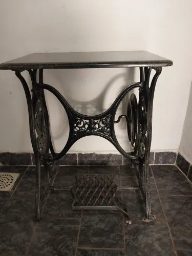 Base Máquina de costura Vintage