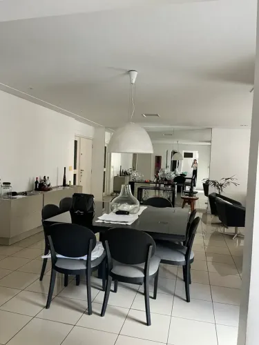 Apartamento para aluguel  com 4 suítes  mobiliado  em Ponta Verde - Maceió - AL